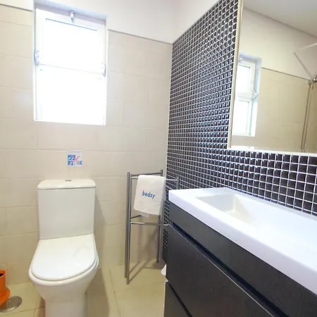 Vila Crispa - Free Hot Jacuzzi - By Bedzy *